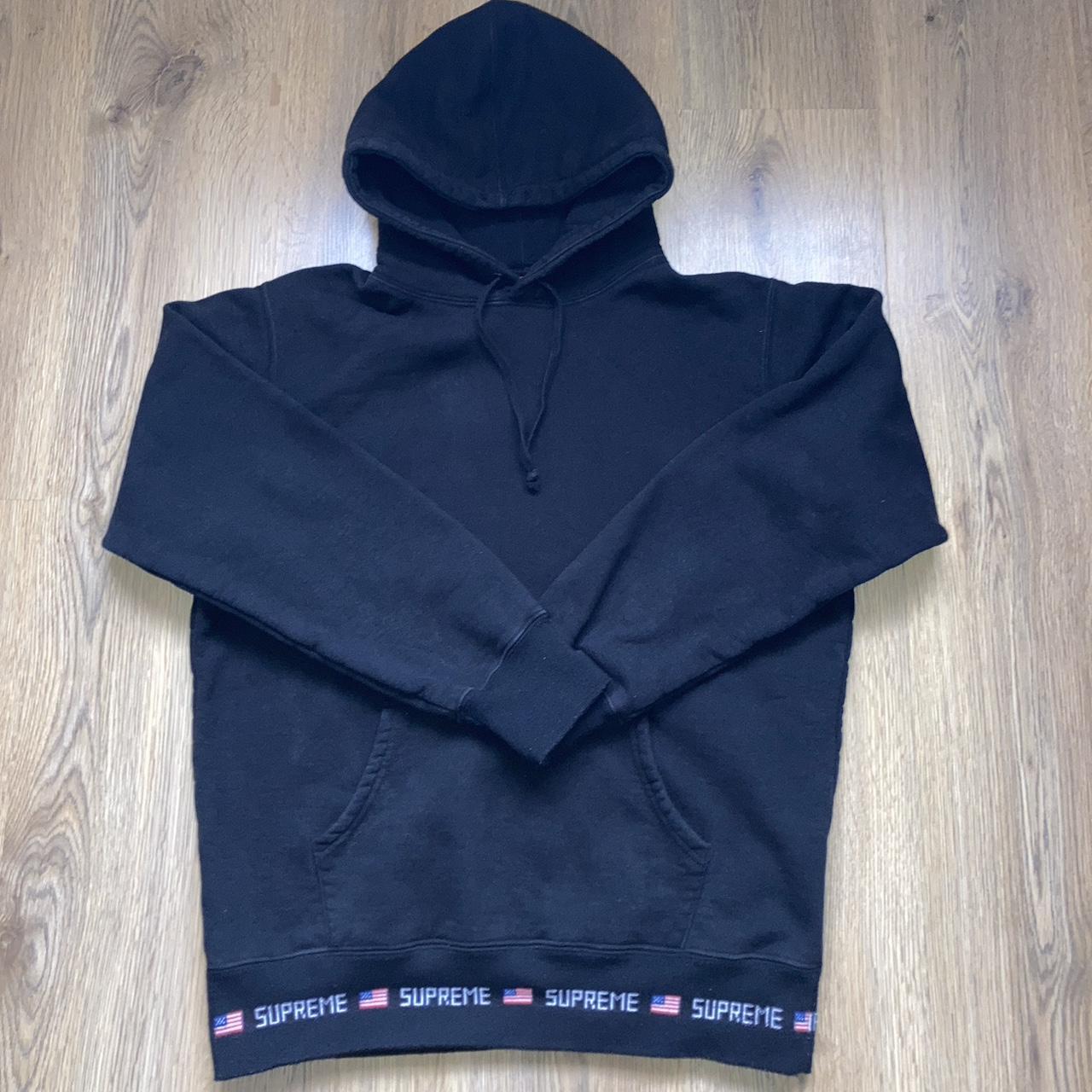 Supreme Men's Black Hoodie | Depop