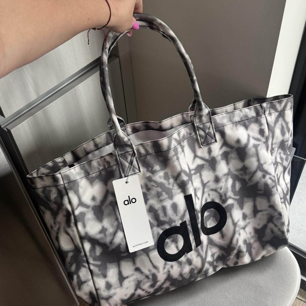 ALO yoga iconic Shopper!!! Grey Tie dye shopper | Depop ALO yoga iconic Shopper!!! Grey Tie dye shopper | Depop