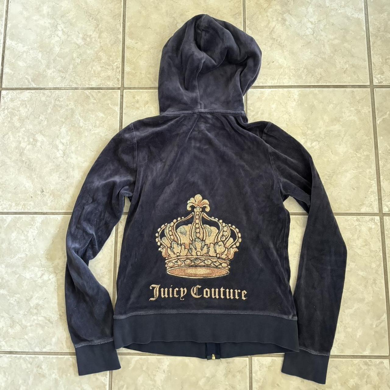 Y2K JUICY COUTURE ZIP UP!!! NO FLAWS AND HAS THAT... - Depop