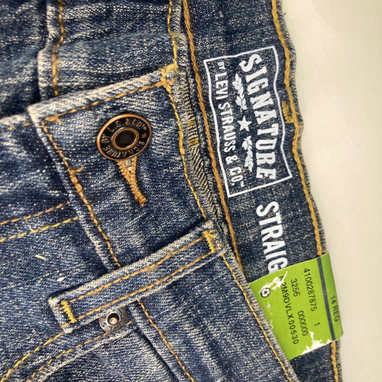 Levi’s brand denim. Medium/light wash SHIPPING... - Depop