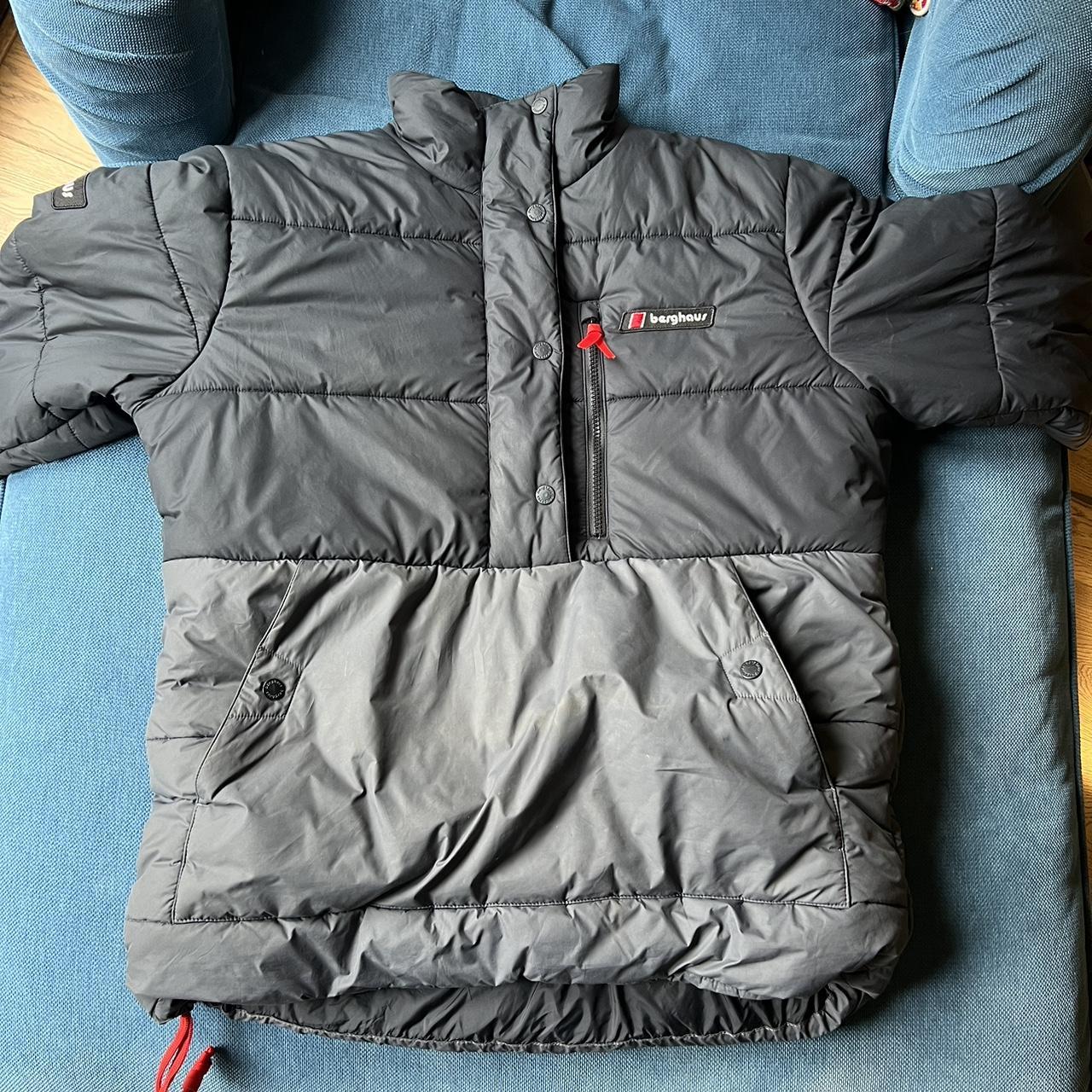 Berghaus puffer jacket unisex, only worn a few... - Depop