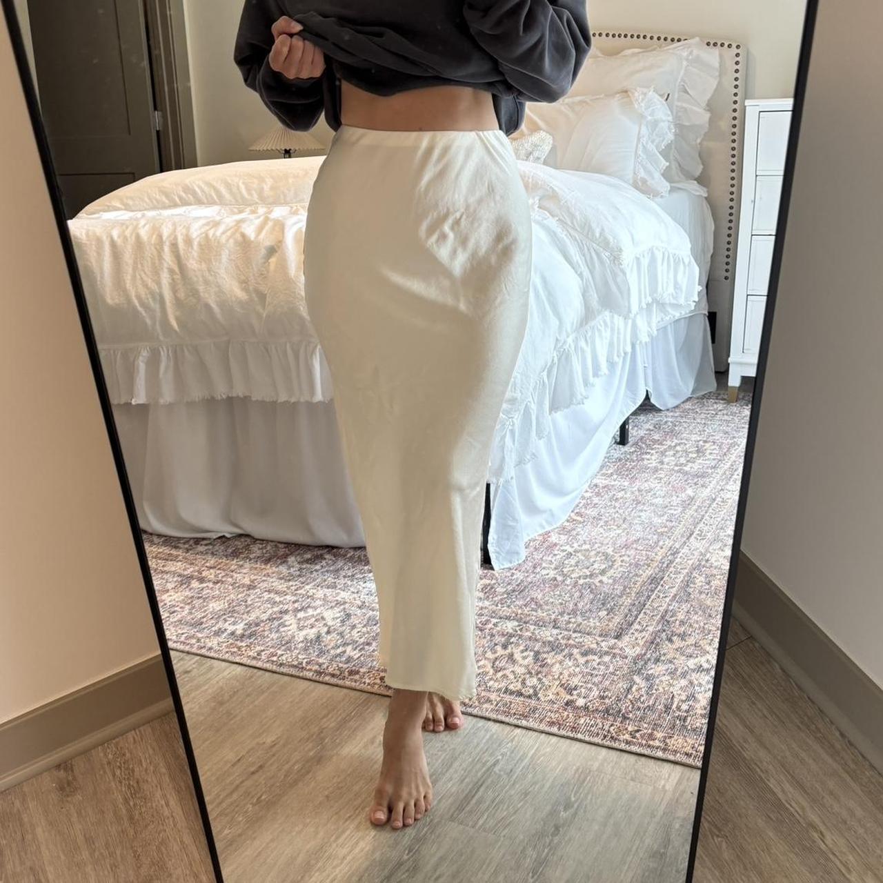 Women's Skirt - White/Cream - S – Cream RUMORED m… - image 1