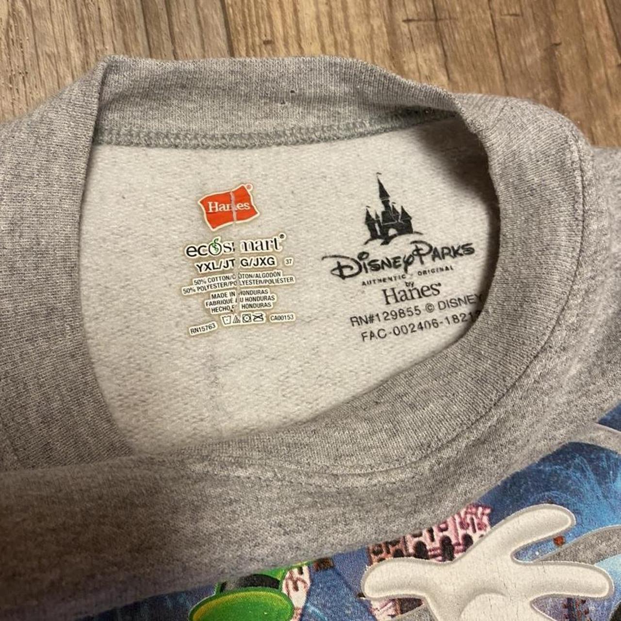 Walt Disney World Grey crew neck Tee Shirt by Hanes RN#15763 Size S