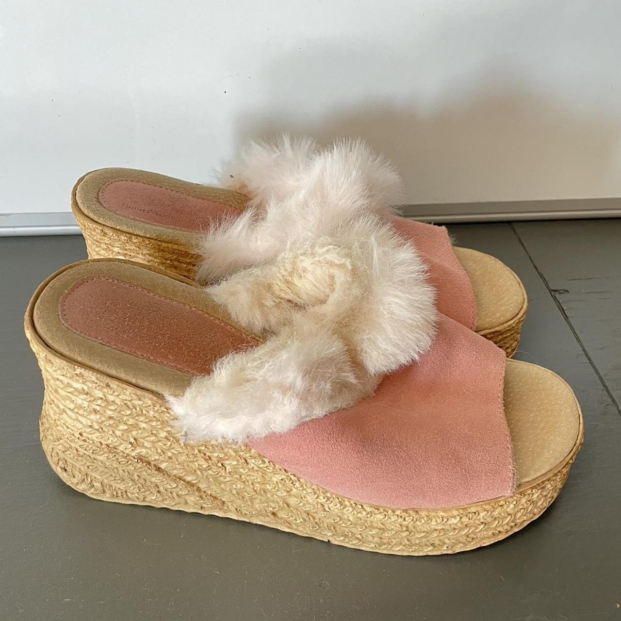 Women's Pink Mules | Depop