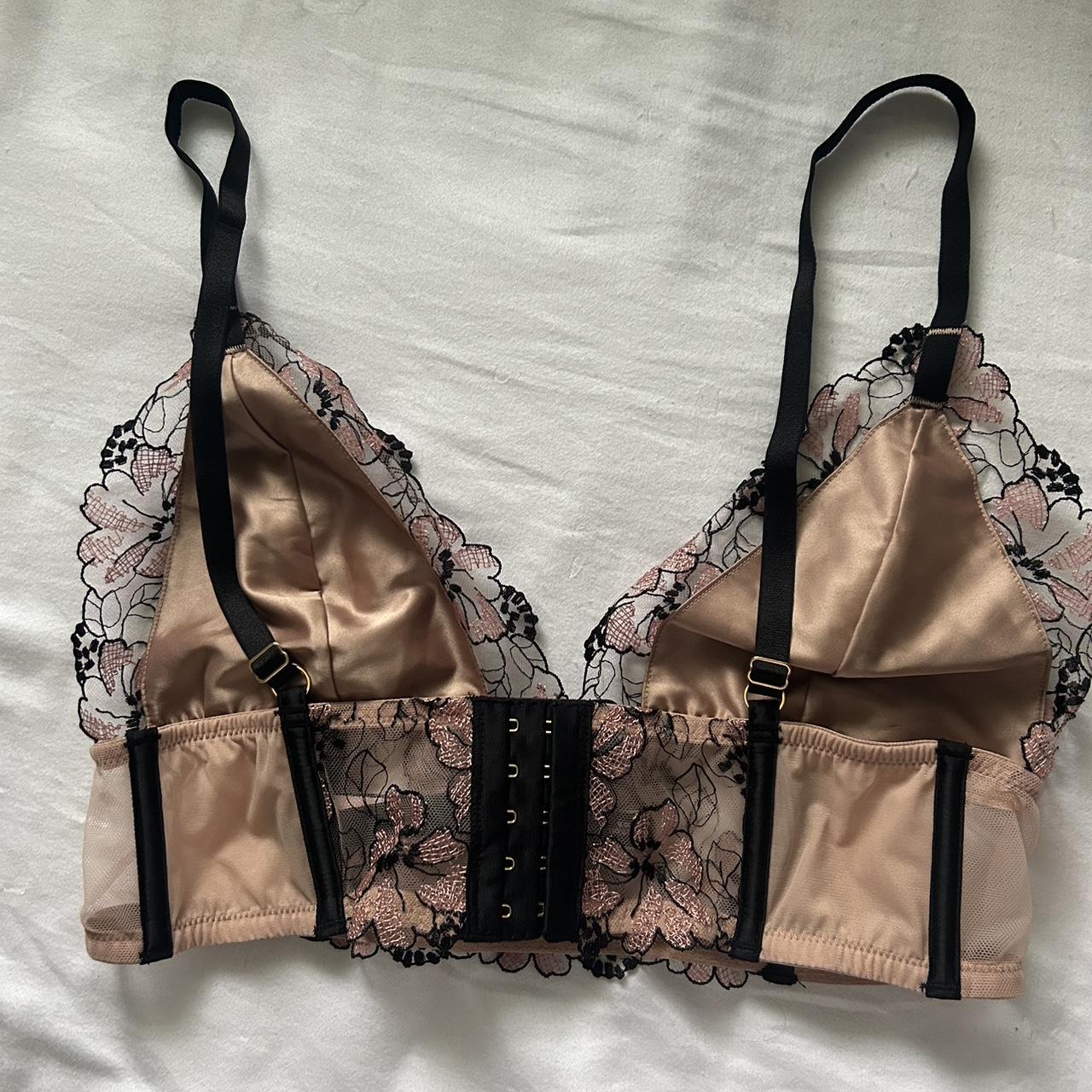 Victoria's Secret Women's Black and Pink Corset | Depop