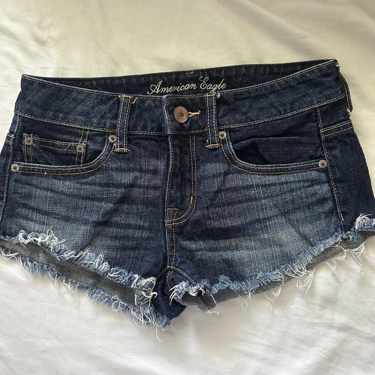 American Eagle Women's Navy and Blue Shorts | Depop