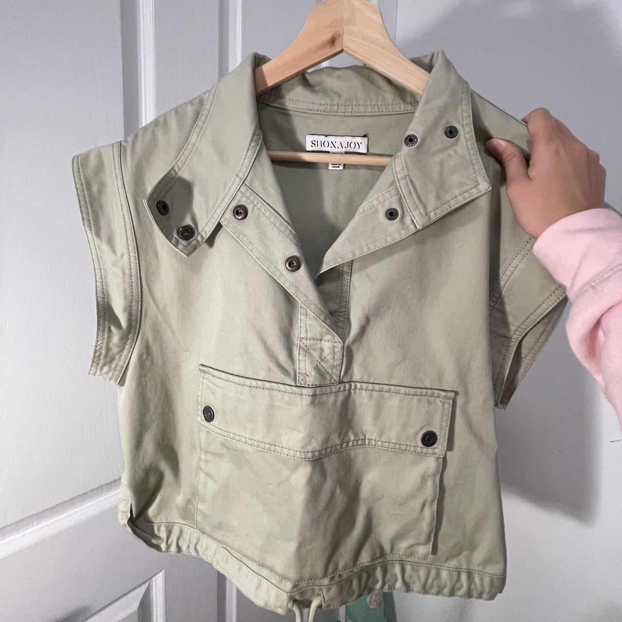 SHONA JOY khaki denim shirt!! Super cute 📦 9... Depop