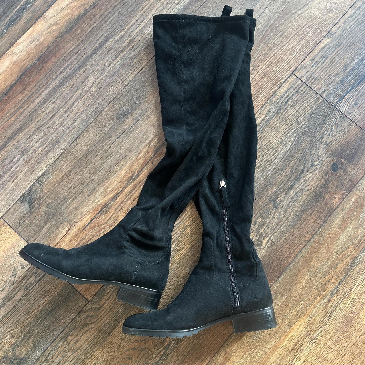 item listed by carolinec123456