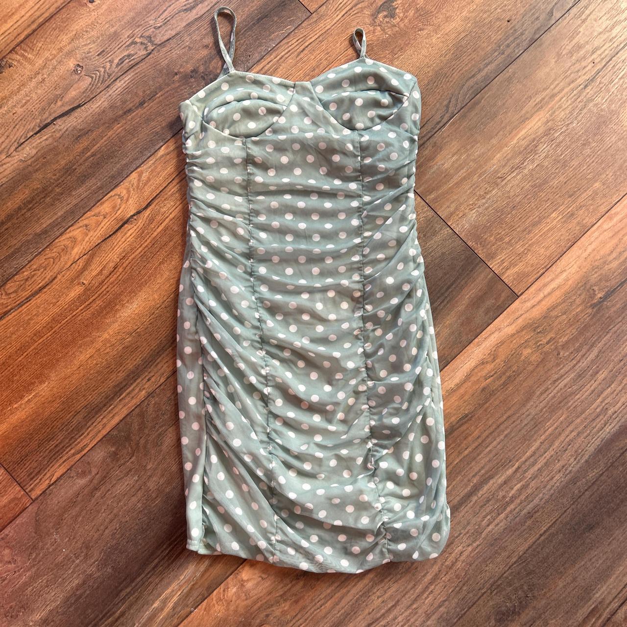 item listed by carolinec123456