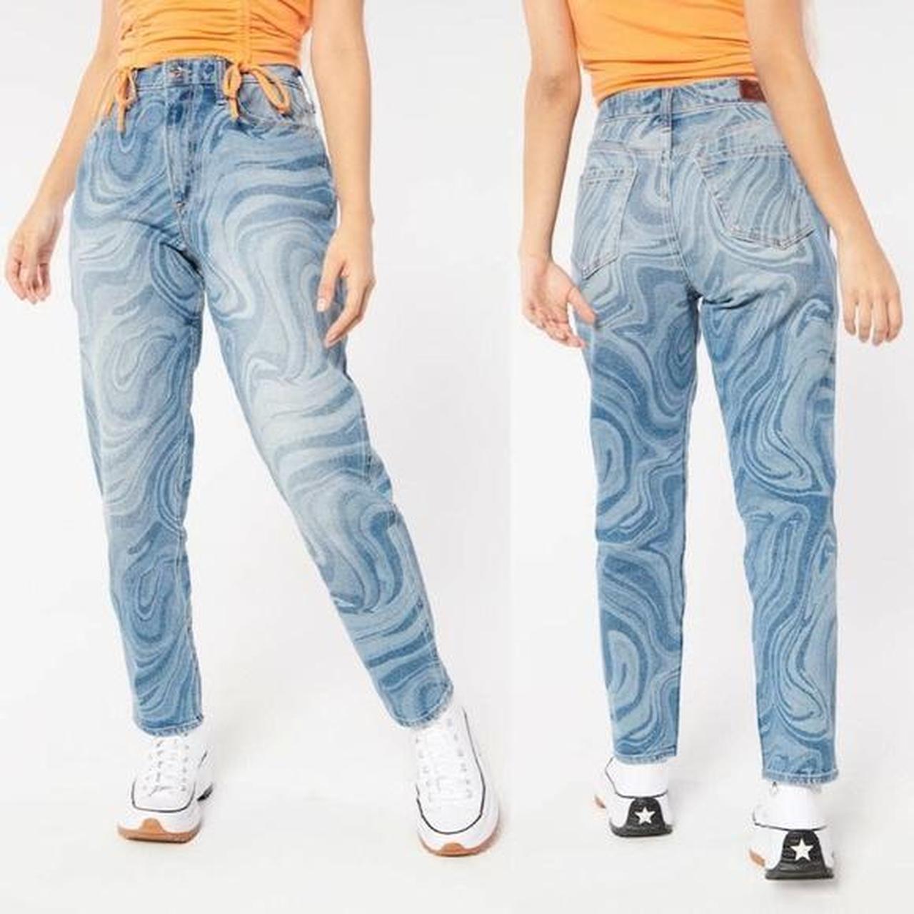 Hollister Jeans •swirl pattern •curvy high-rise - Depop