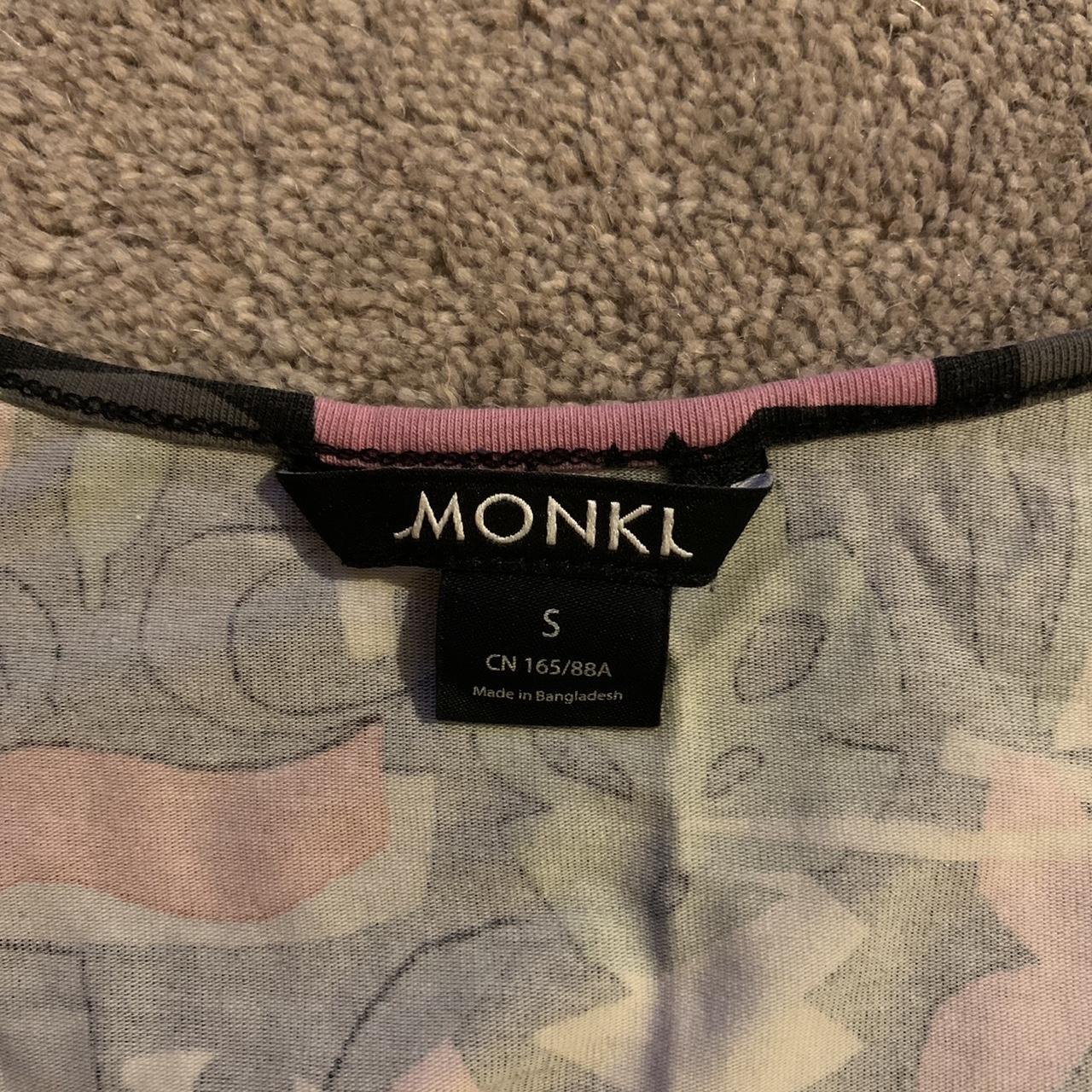 Monki patterned crop top Love this top but I just... - Depop