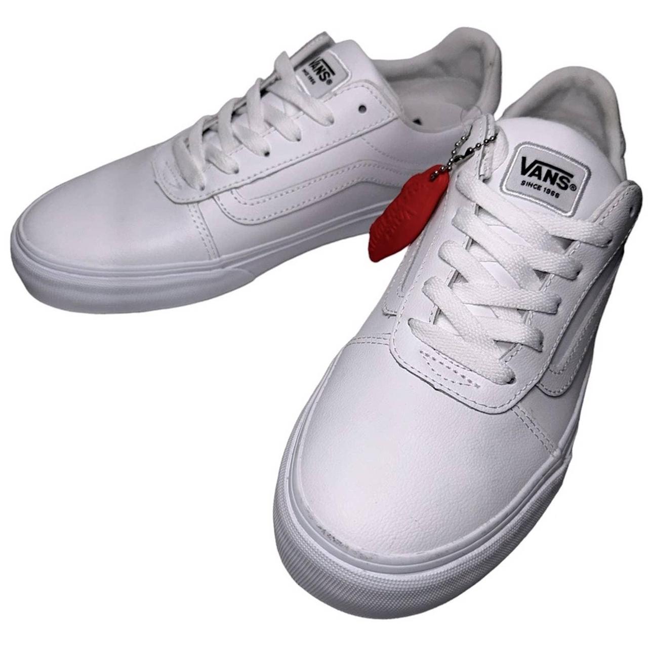 Vans ward hot sale deluxe womens