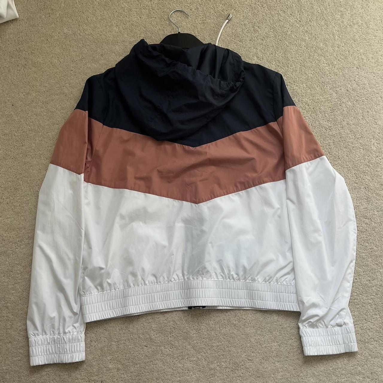 Hollister Windbreaker Jacket 💋 Excellent... Depop