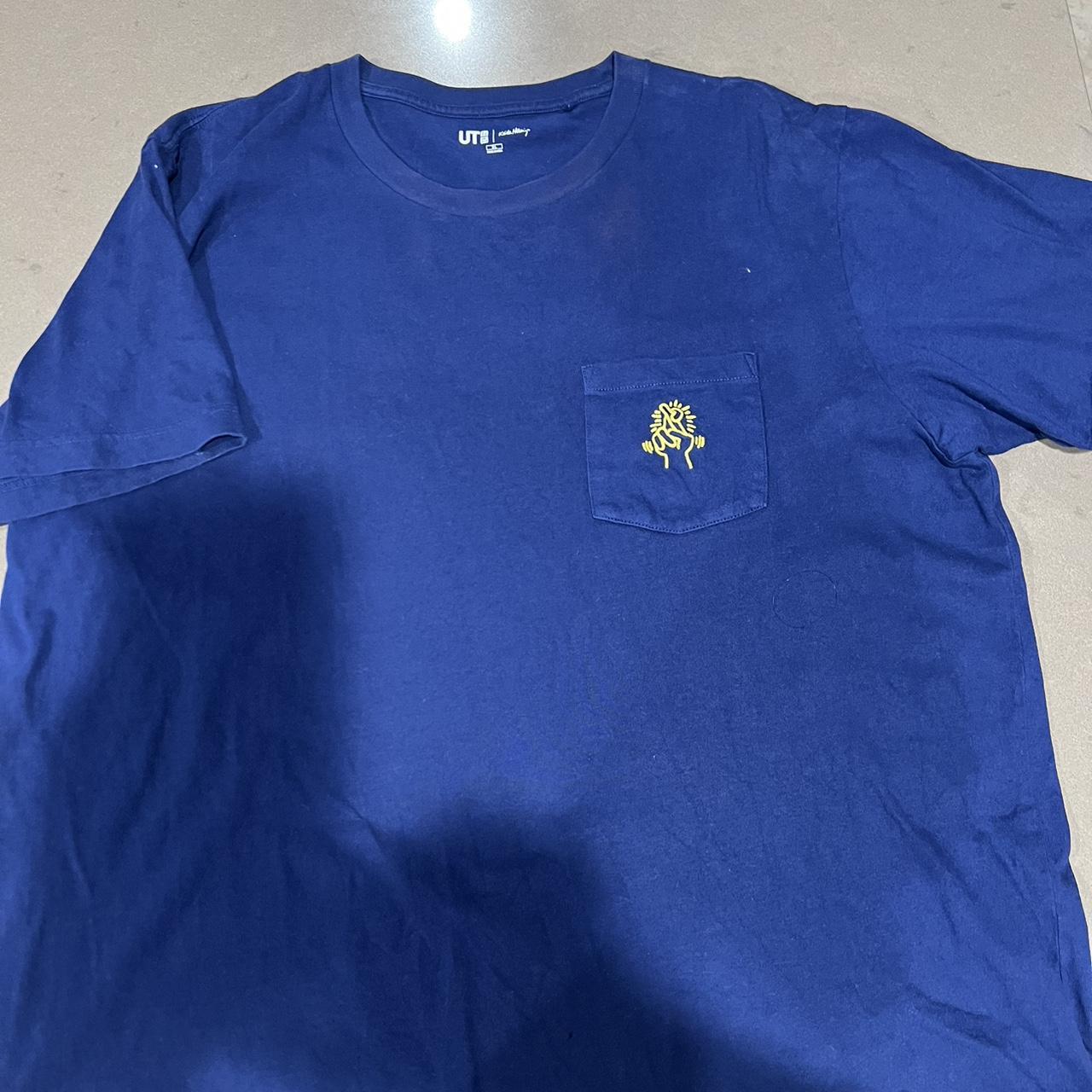 UNIQLO Men's Navy and Yellow T-shirt | Depop