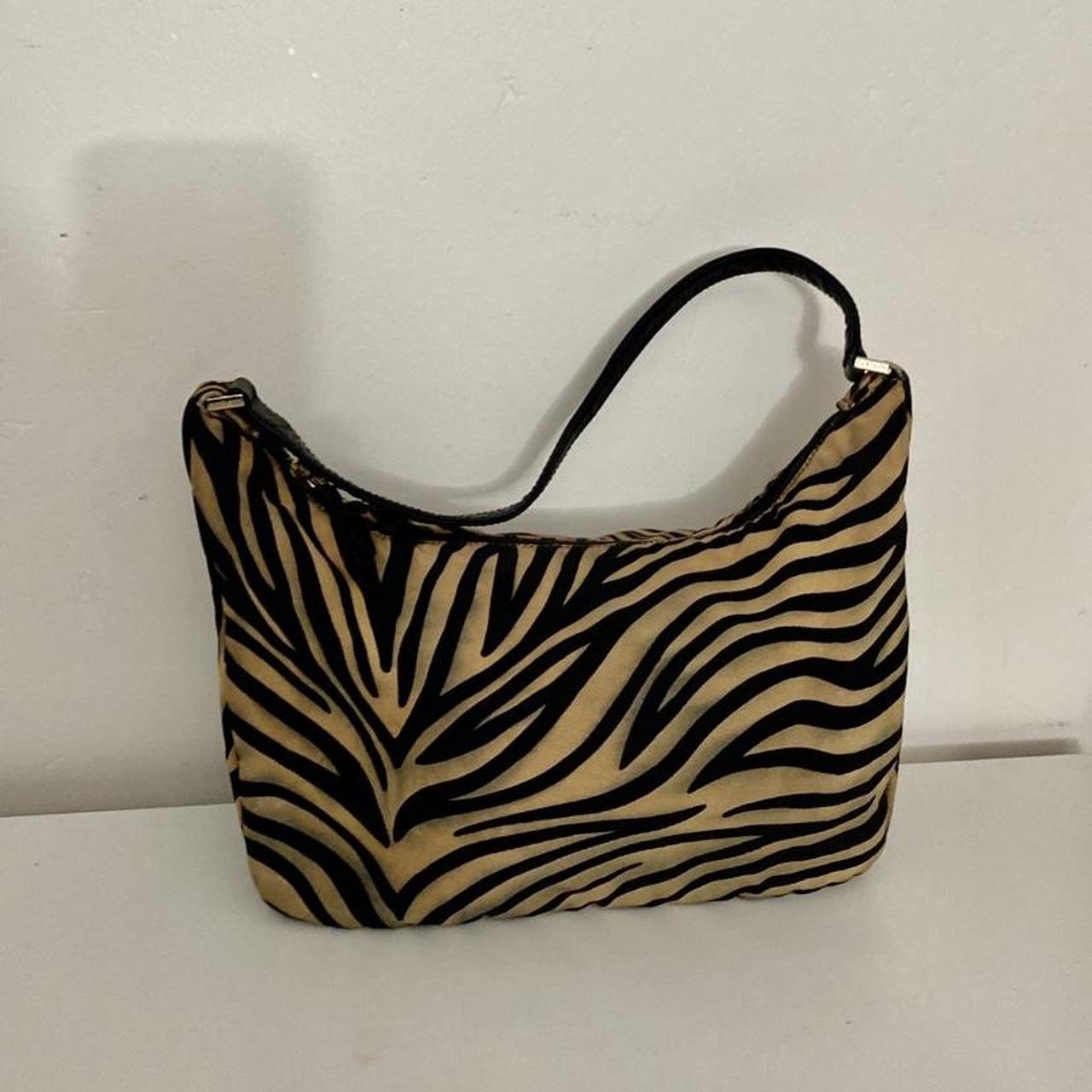 Kate spade purse Never used it, don't have the tags - Depop
