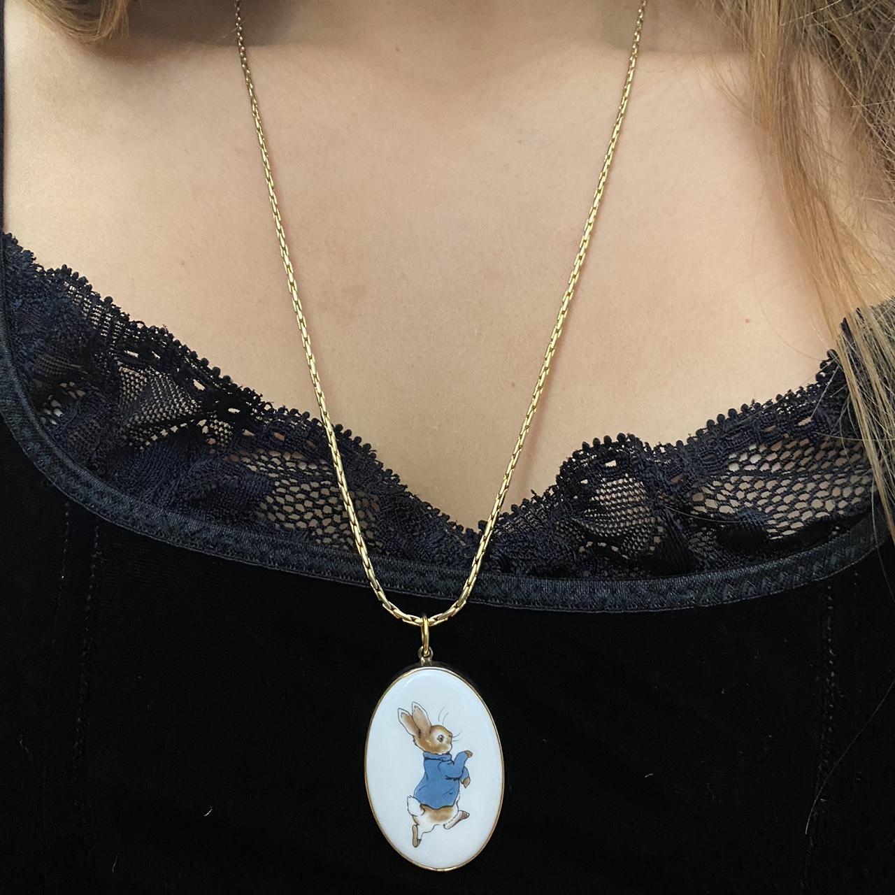 Outlet Broken China Jewelry - Wedgwood Beatrix Potter Peter Rabbit Tailor of Gloster Mouse - Sterlng Pendant