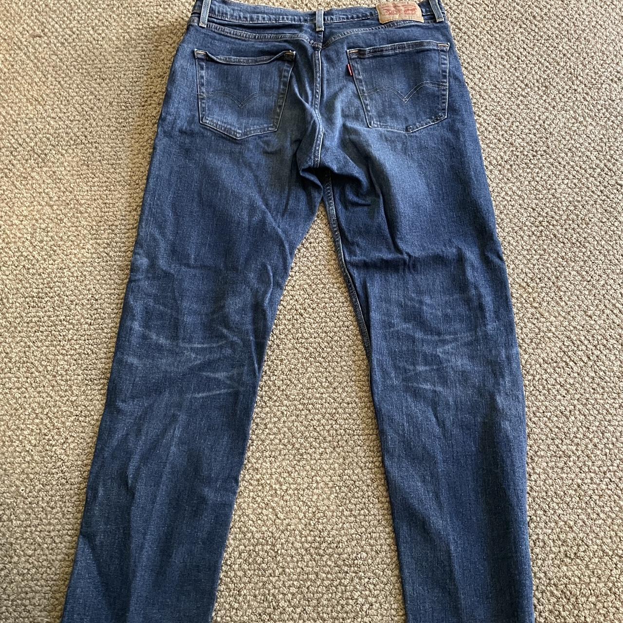 Levi's Men's Blue and Navy Jeans | Depop