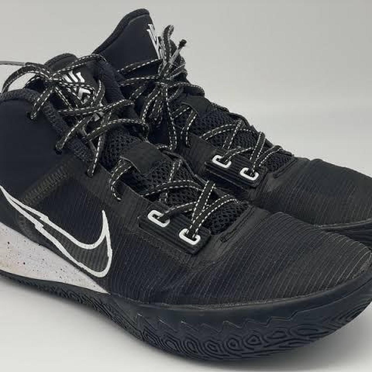 kyrie flytrap 4 black white