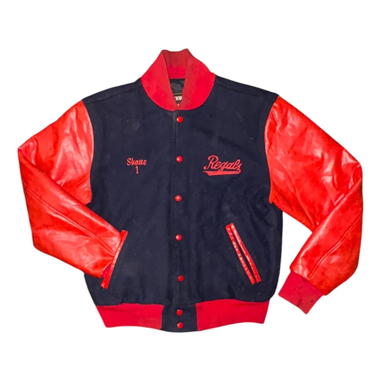 item listed by dreamb0iz