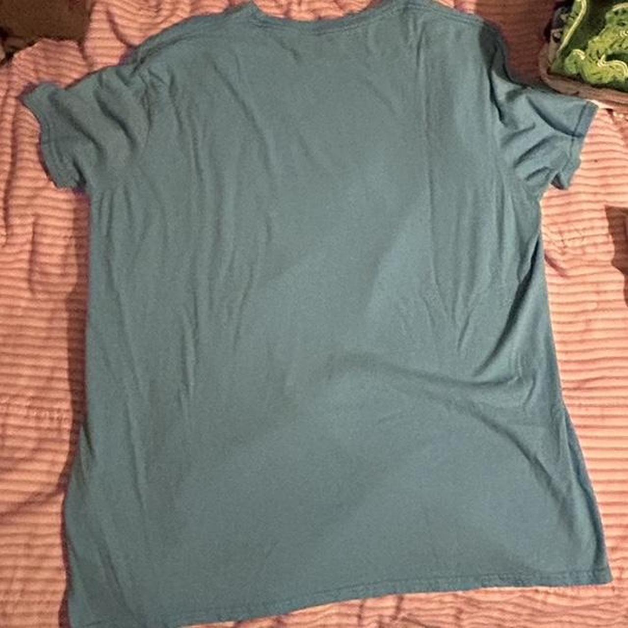 FREE SHIPPING. Tom & Jerry t-shirt from kohls.... - Depop