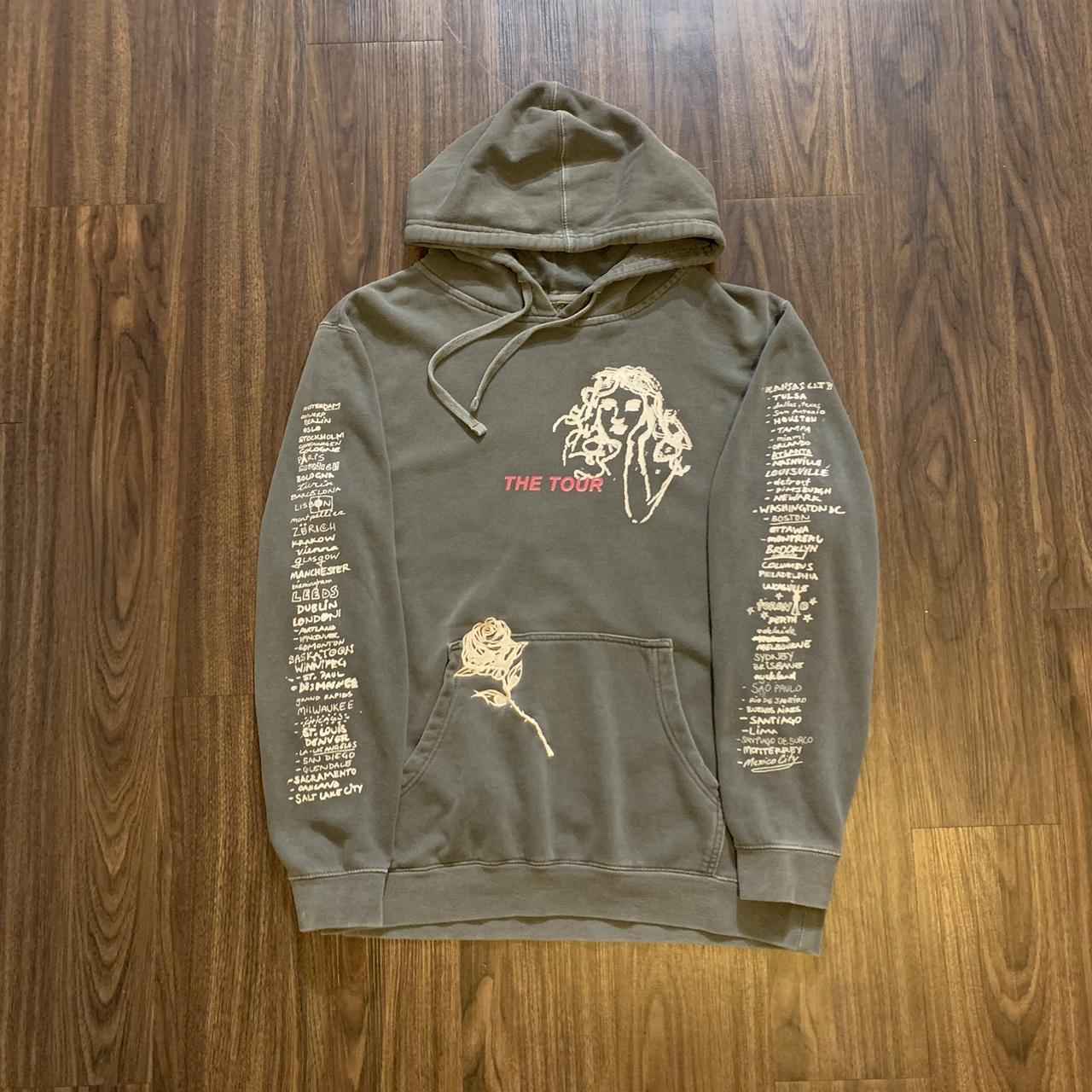 2019 Shawn Mendes tour hoodie, fits like Size... - Depop