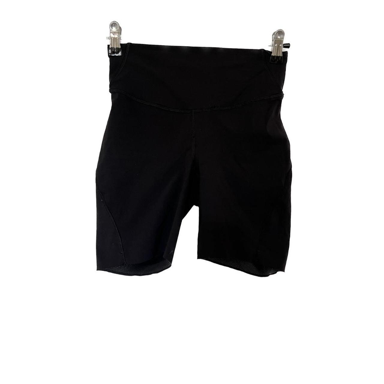 Lululemon Women's Black Shorts Depop