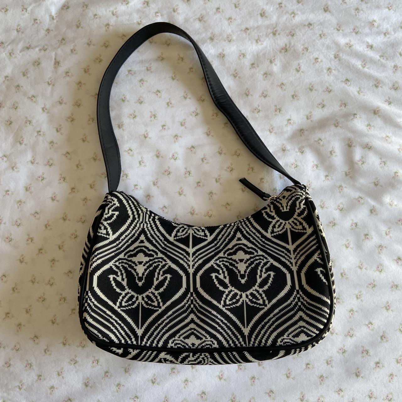 H&m black online purse