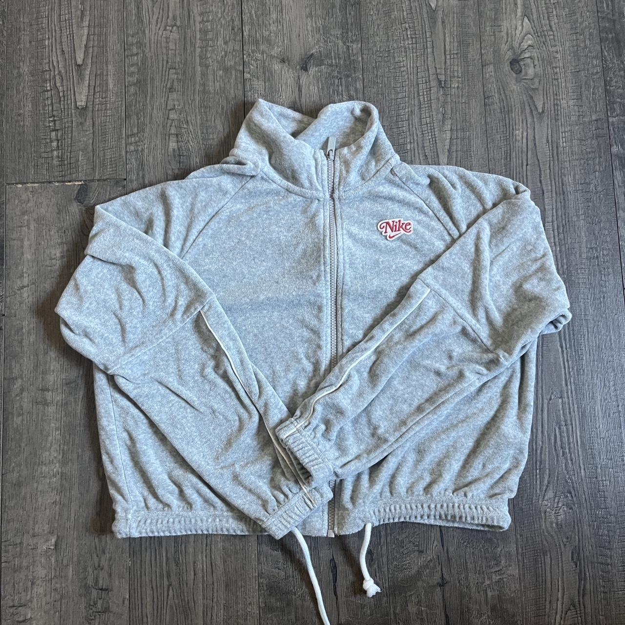 nike red sweater women's