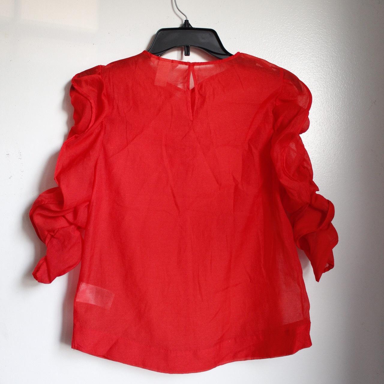 h&m red blouse