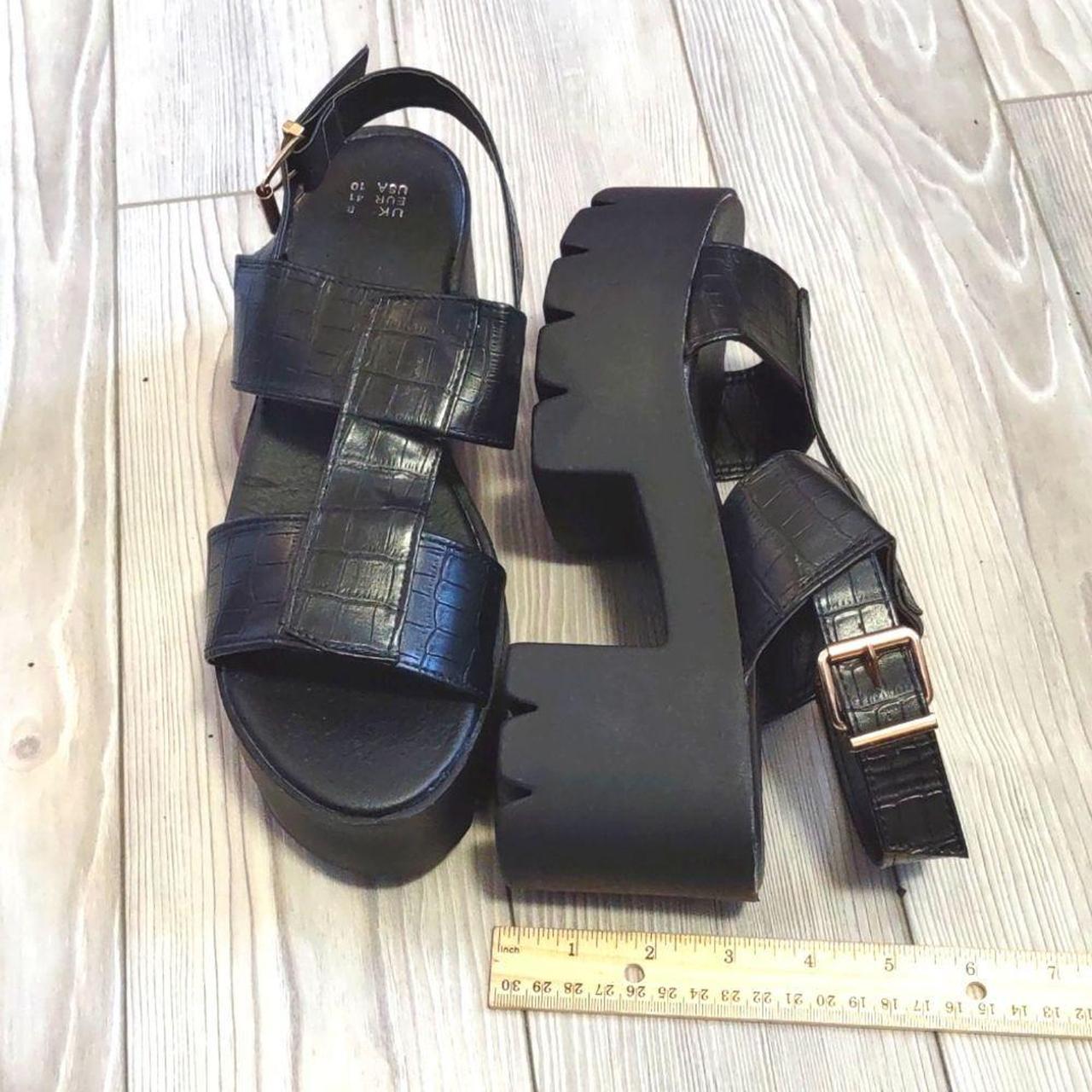 25 1357 Ready Salted Black Chunky Sandals Size Depop