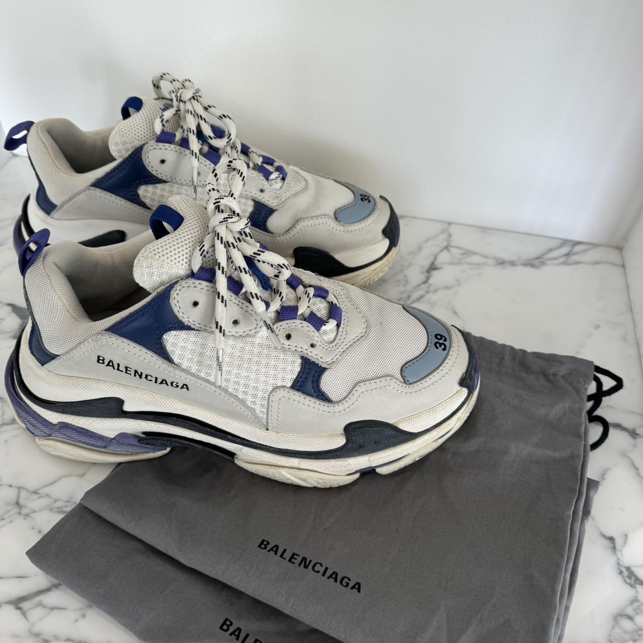 Depop balenciaga triple s hotsell