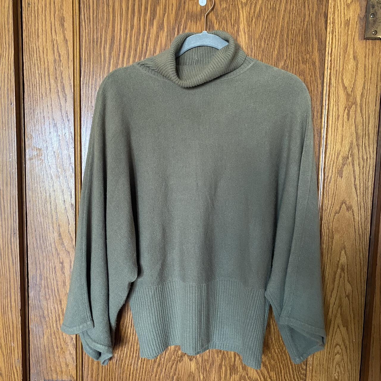 Cropped Green Turtleneck Sweater With Wide Sleeves Depop   P0 