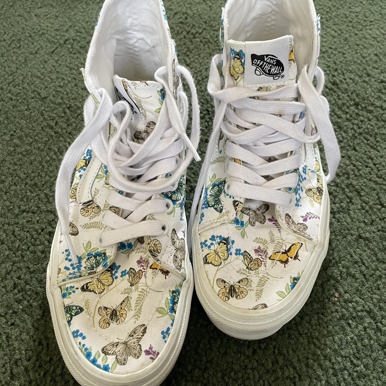 Vans butterfly high tops Only wore a couple times... - Depop