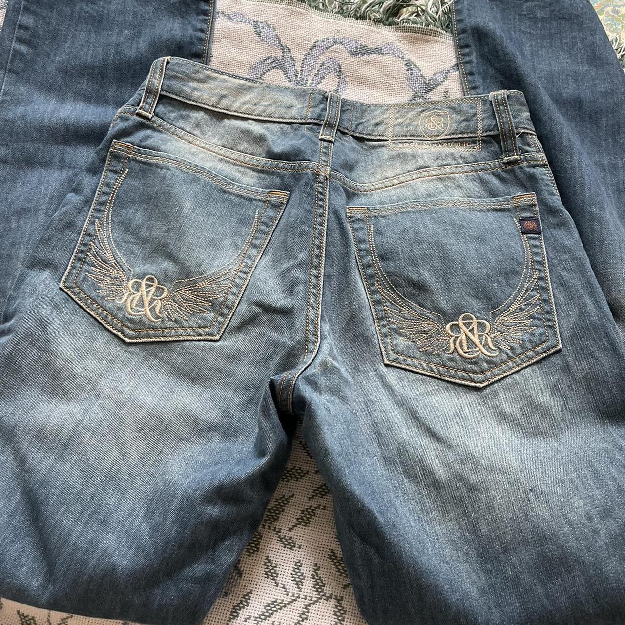 item listed by abbiwhale78