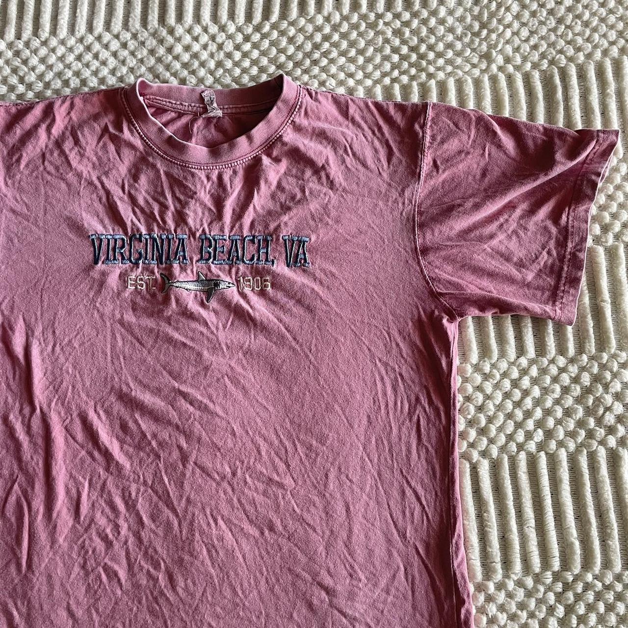 🦈🦈 Vintage Faded Red Shark Embroidered Tshirt Super... - Depop