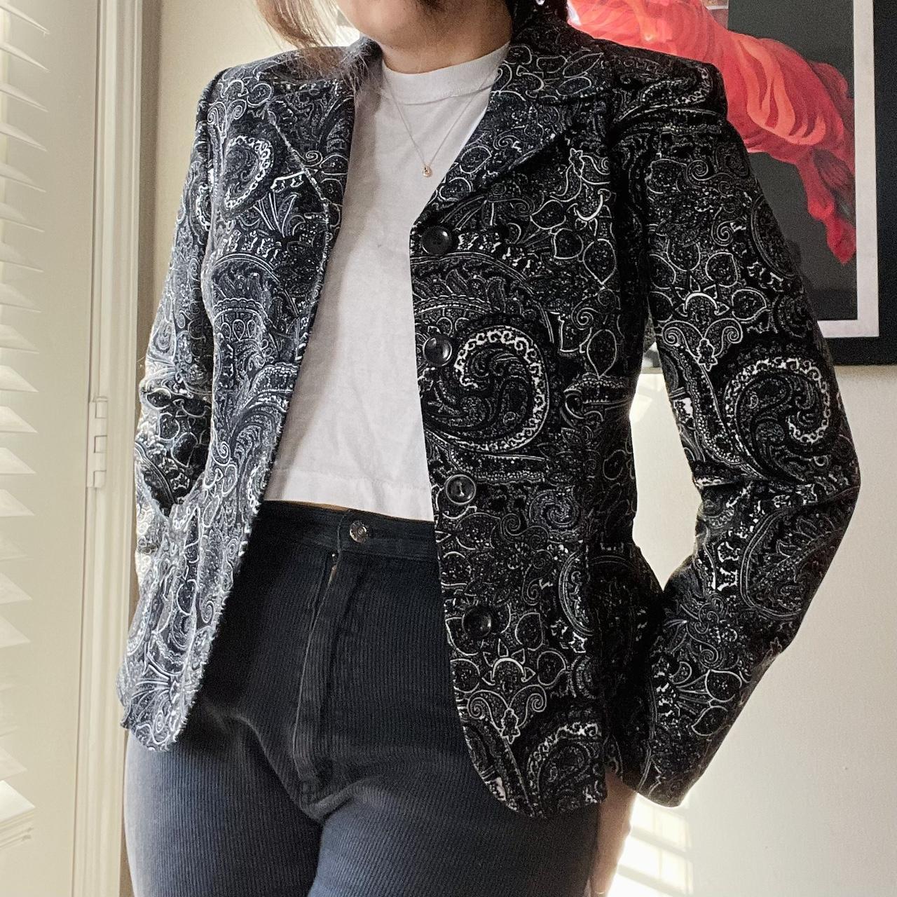 White shop paisley blazer