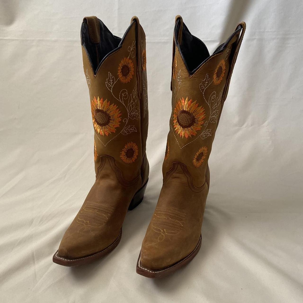 Women’s Modern Cowboy Boots FREE SHIPPING 🌻 Size... Depop