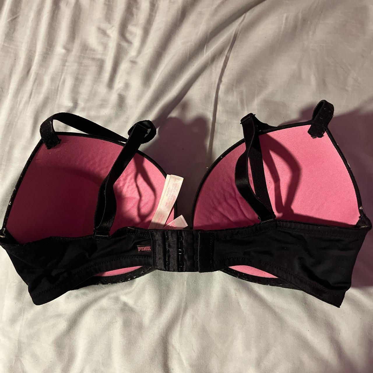 Victoria's Secret Women's Black and Pink Bra | Depop