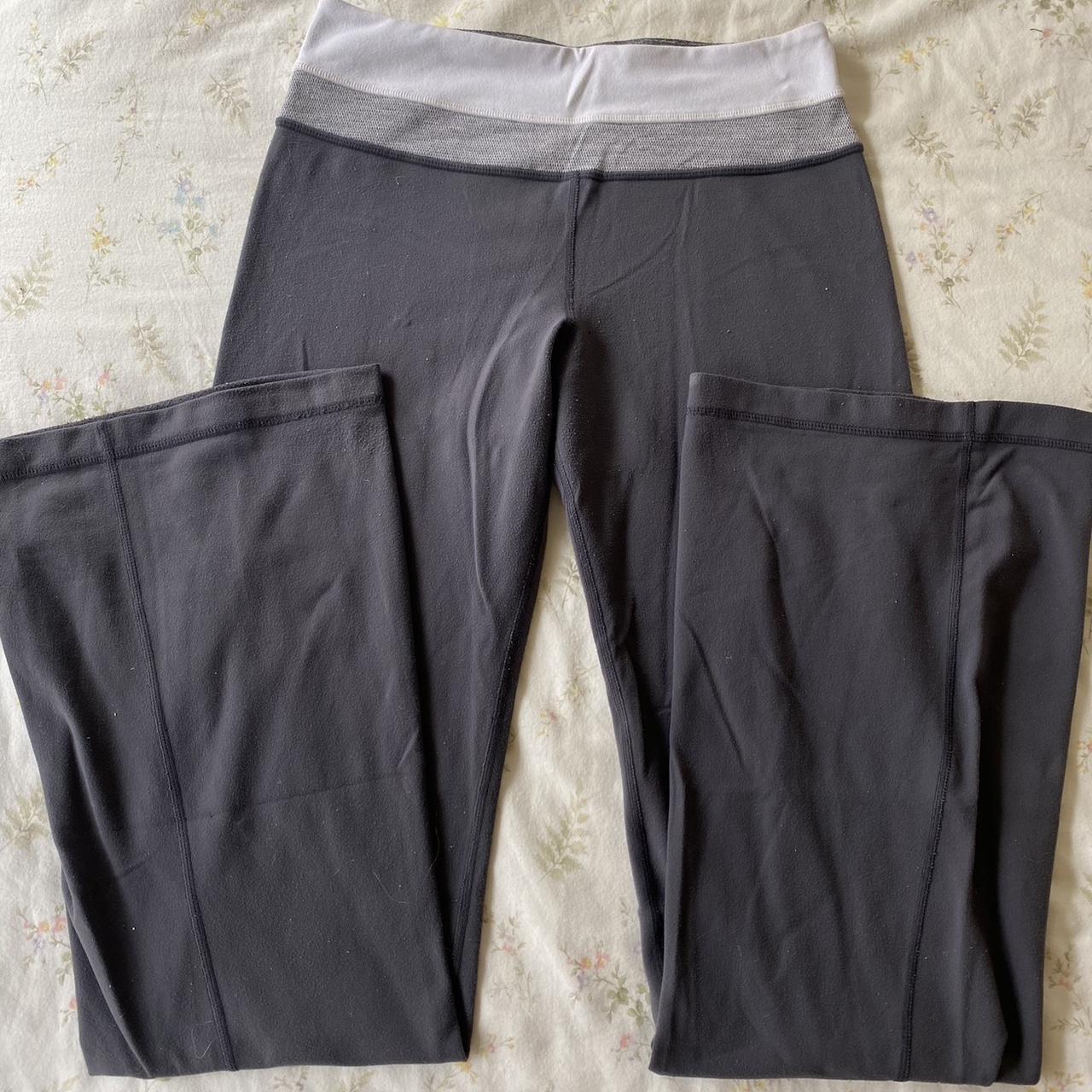 Lululemon grey groove pant Signs of wear, pilling - Depop