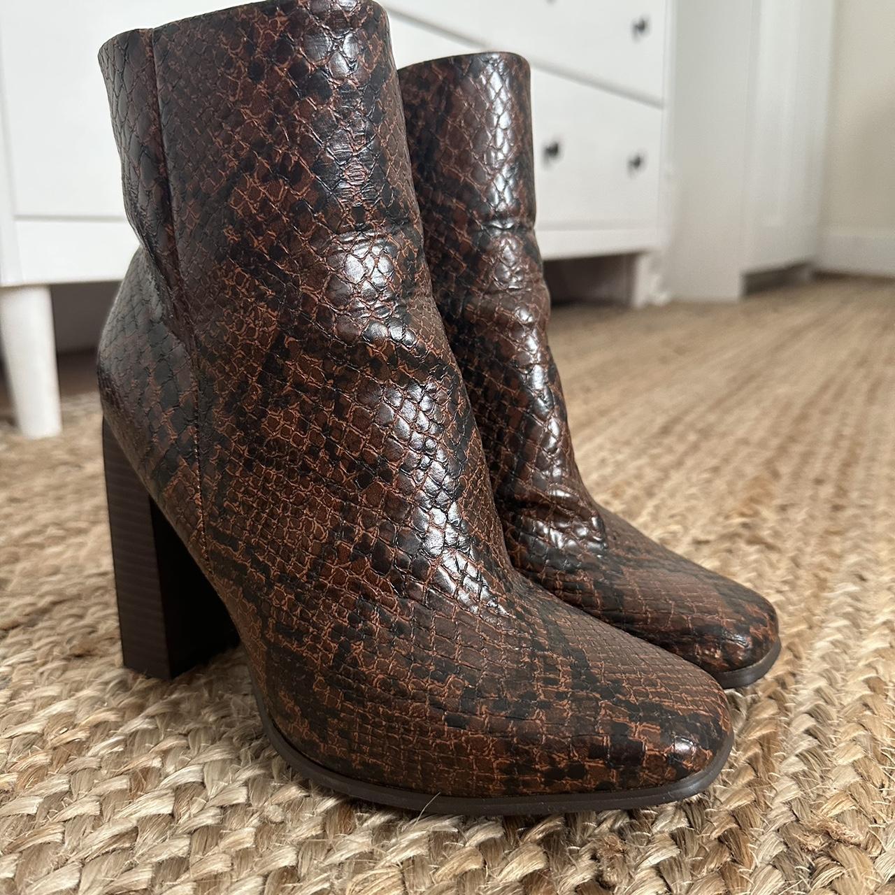 JustFab Women's Burgundy and Brown Boots Depop