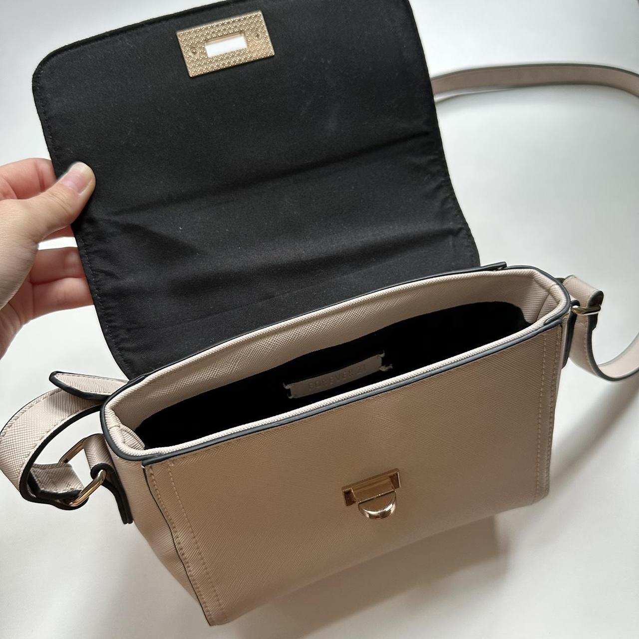 Messenger bags for 2025 womens forever 21