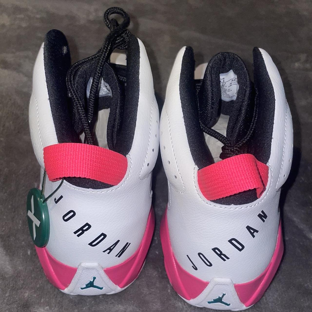 Jordan lift off outlet white pink