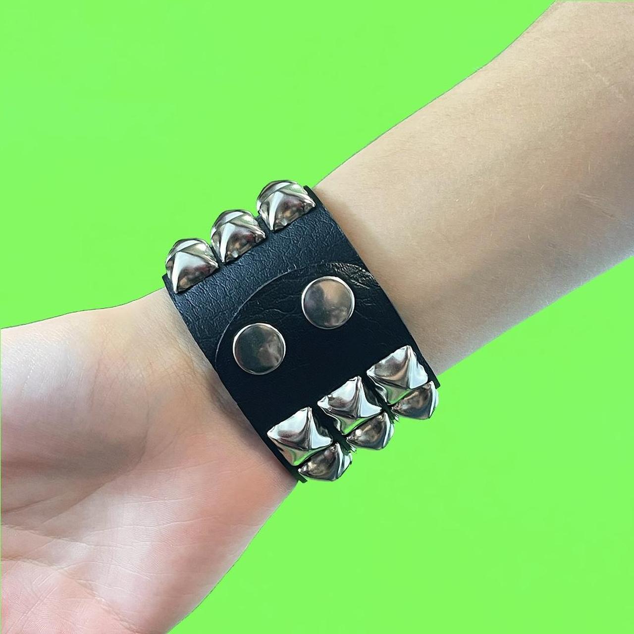 Hot Topic Women S Black And Silver Jewellery Depop