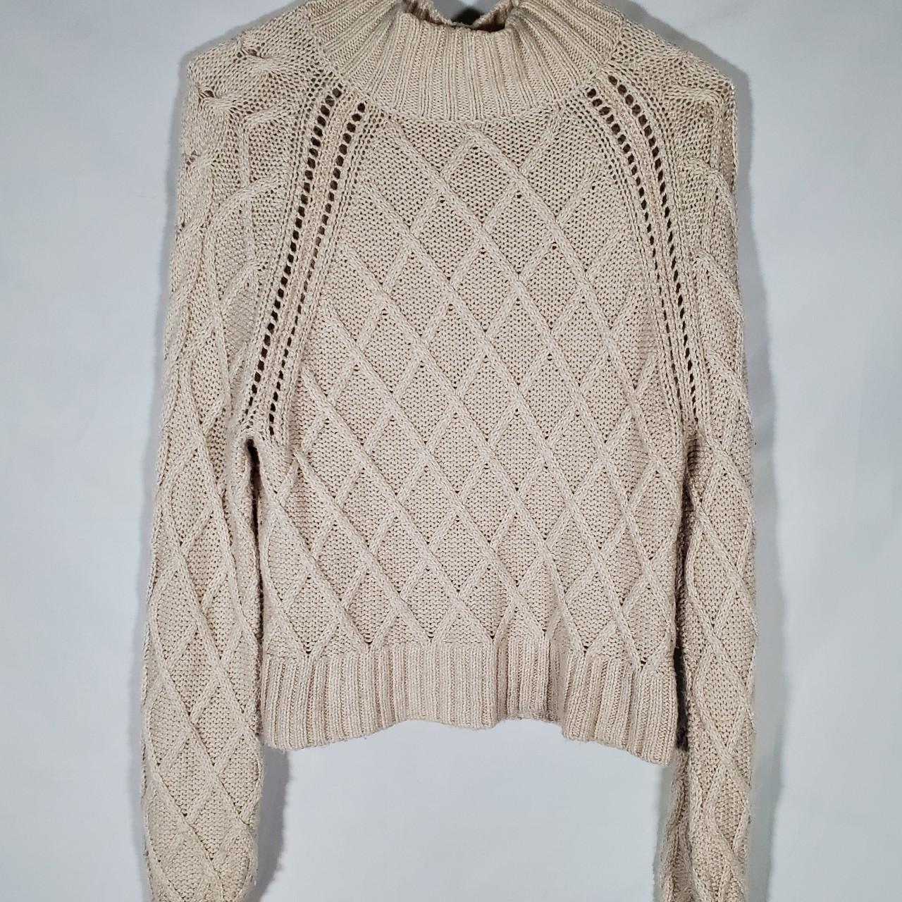 AMERICAN EAGLE CREAM CHUNKY CABLE KNIT CROP TOP Depop