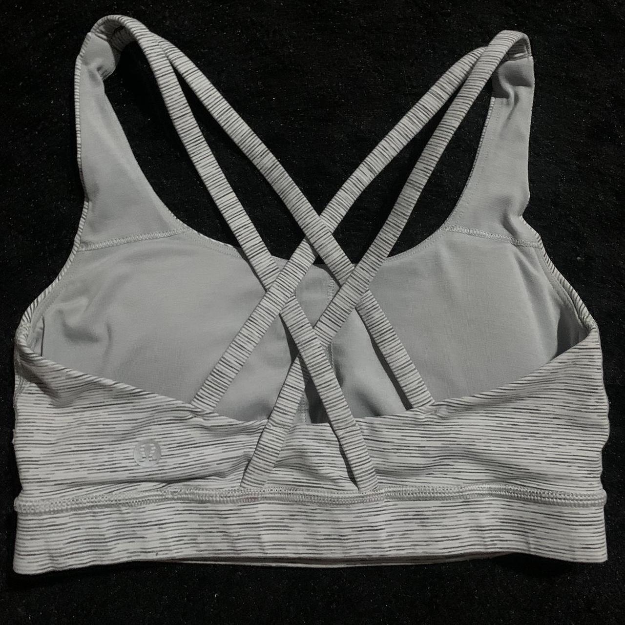 item listed by r3yn4_roze