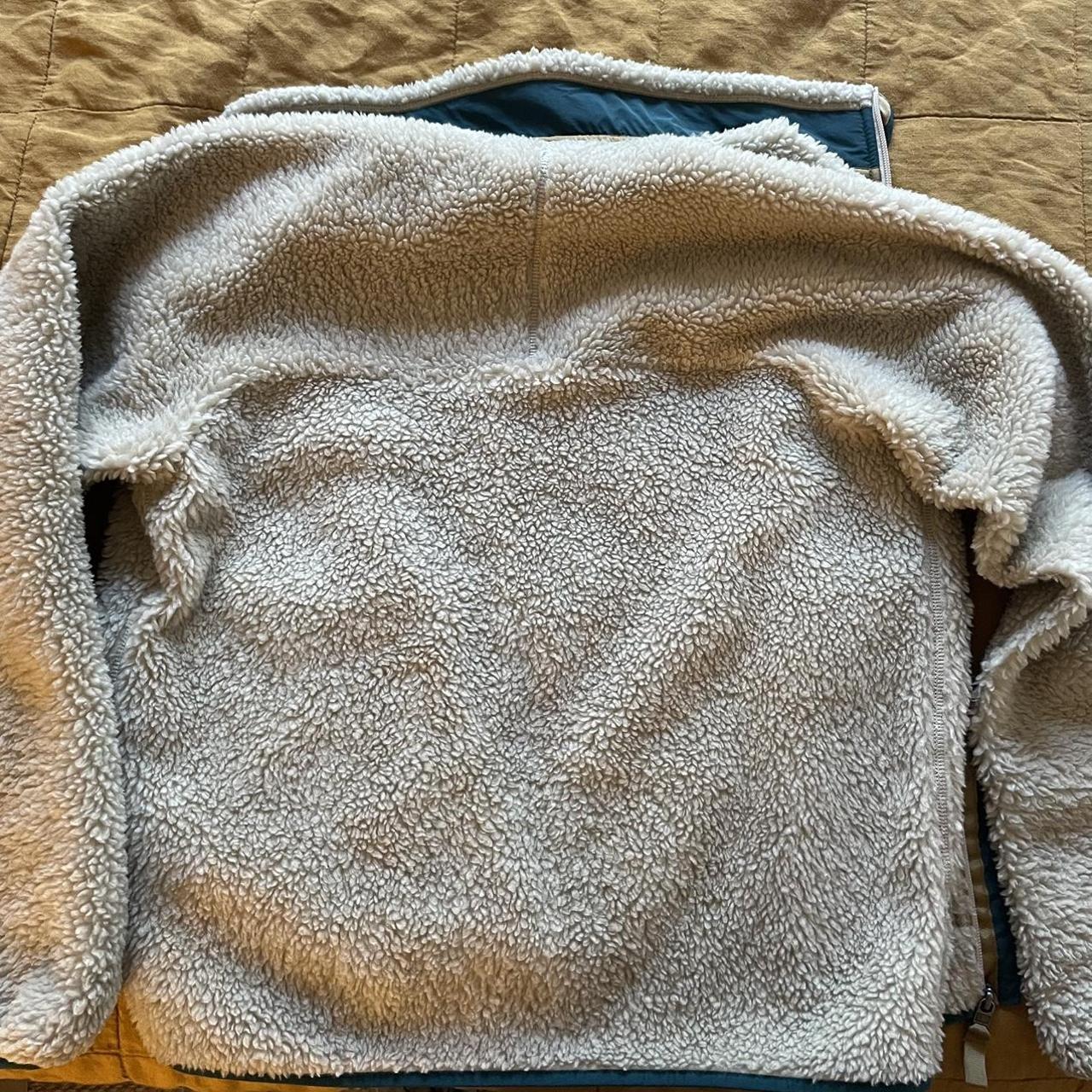 Patagonia Men's Tan and Cream Jacket Depop