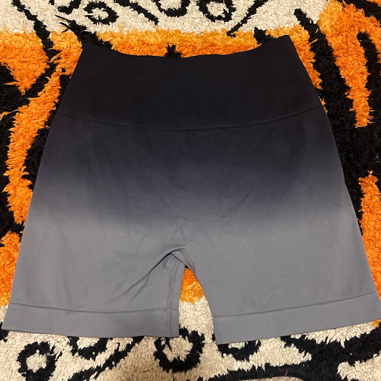 item listed by emmagoodn3r