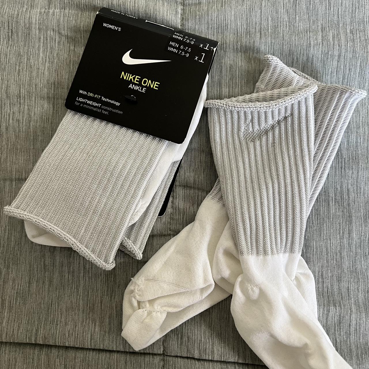 nike compression socks mens
