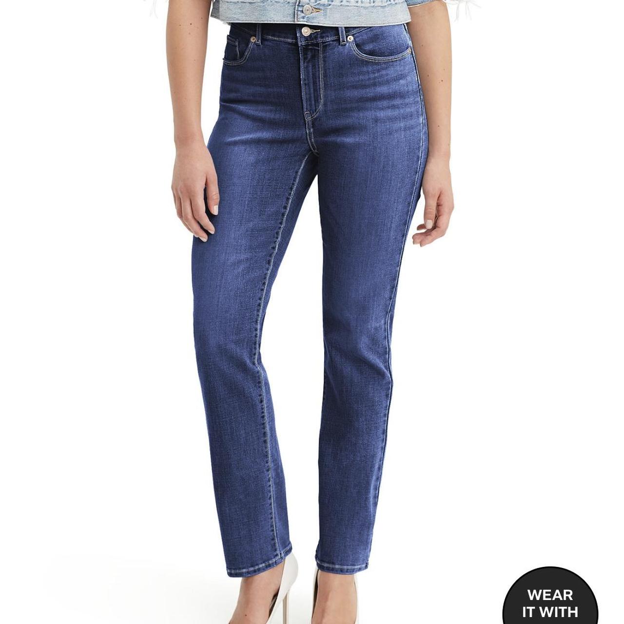 Classic straight hot sale levi's womens