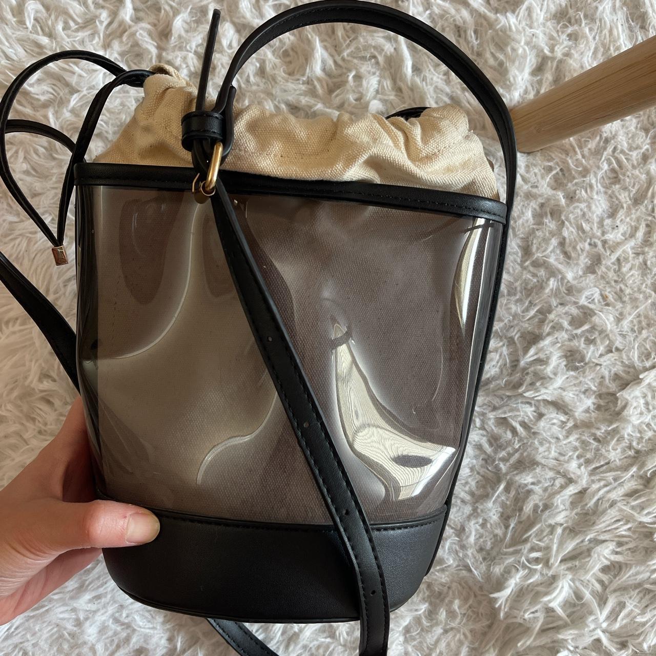 Urban outfitters outlet bucket bag